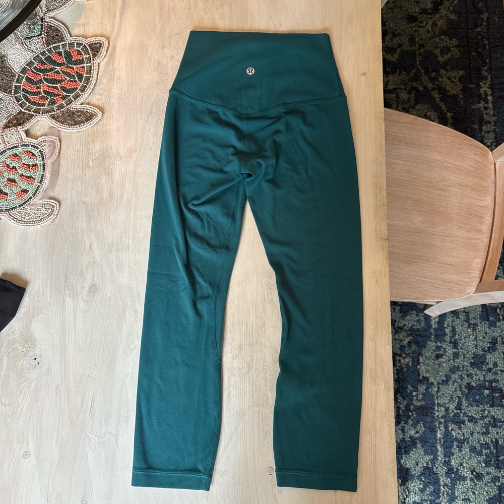 lululemon cropped teal Leggings